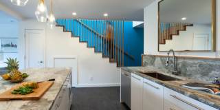 Stunning Designer-Renovated 4BR/3BA Single-Family Home in Outer Sunset, Just Blocks from Ocean Beach, Next to Golden Gate Park Gallery 5