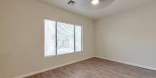 Stunning Renovated 3-Bedroom Home in Phoenix, AZ Gallery 11