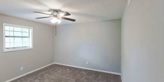 Lindsey Manor Apartments Gallery 9