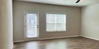 Stunning 3 bedroom, 3.5 bathroom townhome located on the Newnan LINC! MUST SEE! Stunning 3 bedroom, 3.5 bathroom townhome located on the Newnan LINC! MUST SEE! Gallery 8