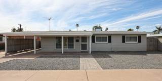 3813 W Meadowbrook Avenue 3813 W Meadowbrook Avenue Gallery 1