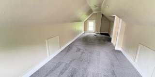 Now Leasing: 4-Bedroom Akron Home with Attic Bedroom & Basement Laundry Hookups Gallery 15