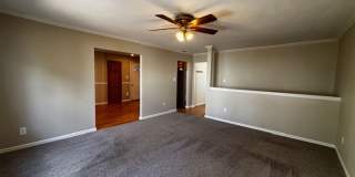 Cute 5 Bedroom 3 Bath Single Family Home Gallery 8