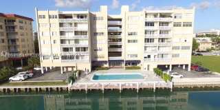 9381 E Bay Harbor Dr Gallery 1