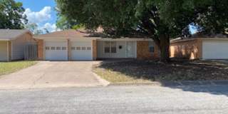 2325 South 38th Street Gallery 1