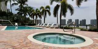 17800 N Bay Rd Gallery 36