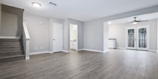 Oak Park Townhomes Gallery 13