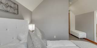 1705 South Vermont Avenue Gallery 9