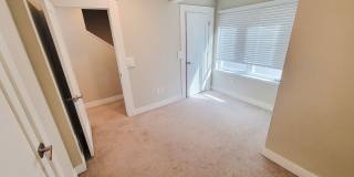 Gorgeous townhome Gallery 11