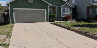 RANCH 4 BED/2 BATH WITH FINISHED BASEMENT AND 2 CAR GARAGE! Gallery 1