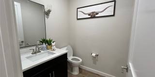 138 Clark Lane Gallery 2