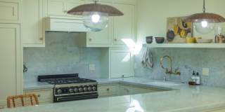 Downtown bungalow Gallery 24