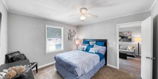 University Oaks Gallery 11