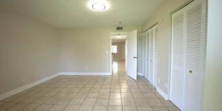 1523 Meadows Circle W Gallery 9