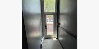 523 8TH Street SE Gallery 15
