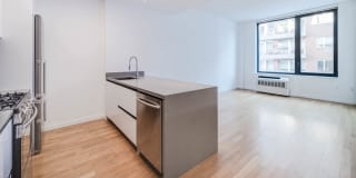 Atelier Apartments Gallery 21