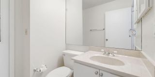 5562 Reynolds Road Gallery 28