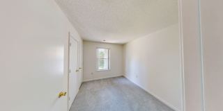 Ground Level 3 + 2 Spacious Updated condo Gallery 13