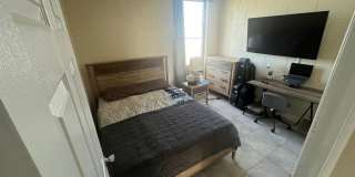 Pearl City 2BR Condo – Near Pearl Harbor – Parking Included – Available Now Gallery 1