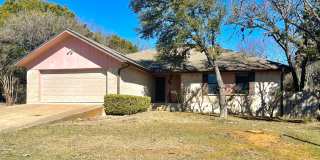 3/2 in well established neighborhood Gallery 1