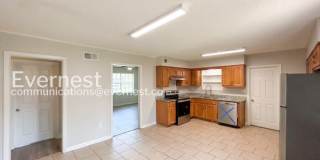2372 Ashland Drive Gallery 2