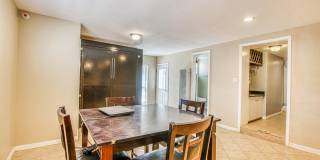 1701 ELM Street Gallery 71