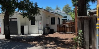 581 University Ave. - 581-A Gallery 1