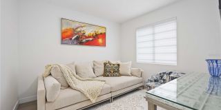 7520 N COOLIDGE AVENUE Gallery 35