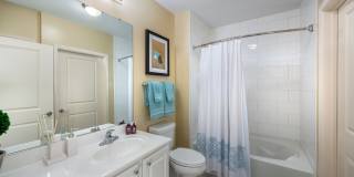 Mariner Bay at Annapolis Town Center Gallery 15