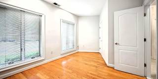5330 CONNECTICUT AVE NW Gallery 5