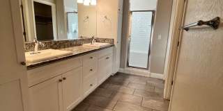 Charming and Elegant Home in Clovis District Gallery 27