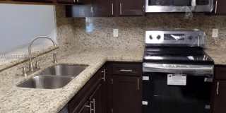 1281 SW 46th Ave Gallery 1