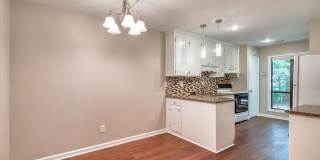 225 Twin Oaks Place Gallery 26