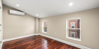 980 N LAWRENCE STREET Gallery 22