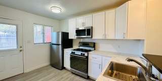 Studios and 1 Bedrooms in Central Location Tucson! Gallery 8