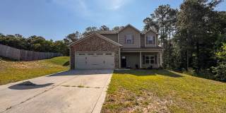 Stunning 4 Bed 2.5 Bath Raeford Home on Cul-de-sac Gallery 1