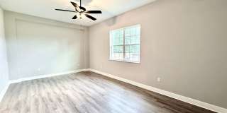 Spacious 3 Bedroom Home with Office on a Large Lot in Northwoods Gallery 30