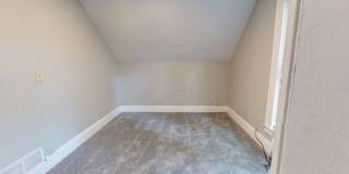 Madison/W.95th neighborhood : 3 bedroom/1 bath single family house available NOW. Gallery 38