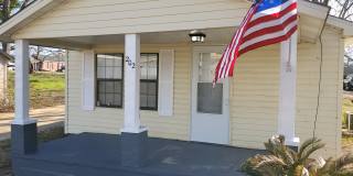 202 Mill Avenue Gallery 1