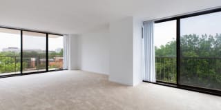 Waterside Towers Apartments Gallery 14