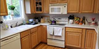 3 bedrooms plus loft! Main Floor Master plus so much more! 3 bedrooms plus loft! Main Floor Master plus so much more! Gallery 3