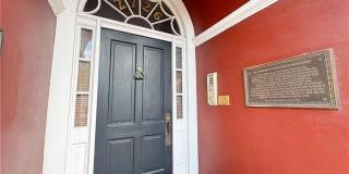 2726 PRYTANIA Street Gallery 2