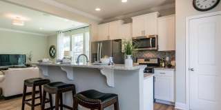 Room in 3 Bedroom Home at Scholar Dr Gallery 3