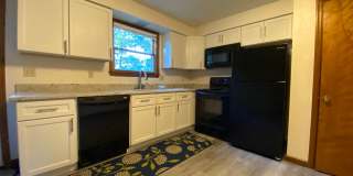 Amazing 2BR Townhome with Private Patio! Don't Miss Out, Call Today to Schedule a Tour! Gallery 1