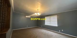 3 BD, 1 1/2 BA, in Jacksonville, Gallery 6