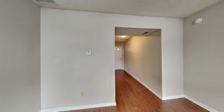 10304 Liverpool Way Gallery 5