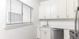 2385 Folsom Gallery 38