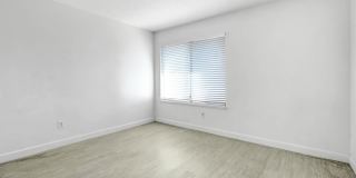 Reduced for a Fast Lease! Welcome to 2279 N. Sycamore Ave., Rialto! Reduced for a Fast Lease! Welcome to 2279 N. Sycamore Ave., Rialto! Gallery 10