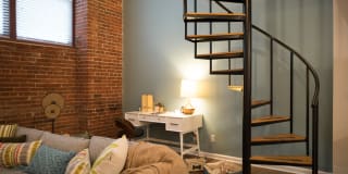 Shadyside Commons Gallery 7