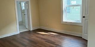 Clifton/Frankfort 3 Bedroom 2-Bath House Clifton/Frankfort 3 Bedroom 2-Bath House Gallery 8